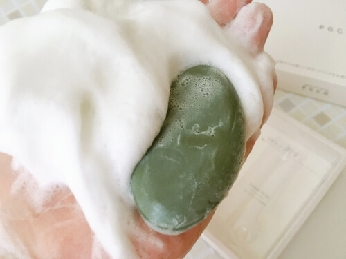 PGCDの緑の洗顔石鹸サボンフォンセの使用感と泡
