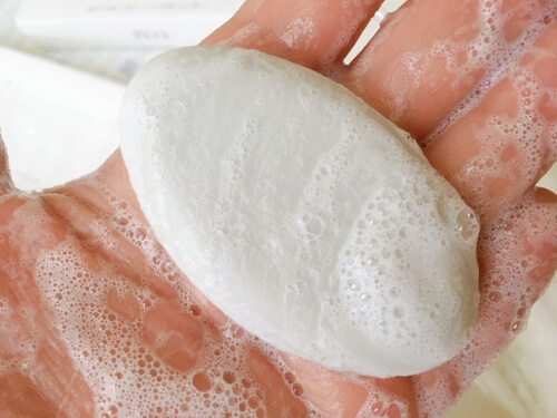 PGCDの白い洗顔石鹸サボンクレールの使用感