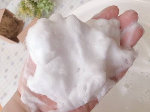 肌をメイクする石鹸の泡質